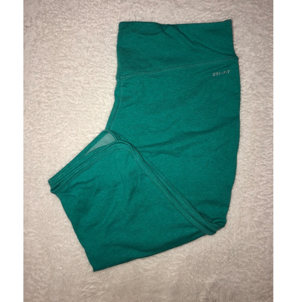 Nike dri-Fit Capri leggings, size x-Large